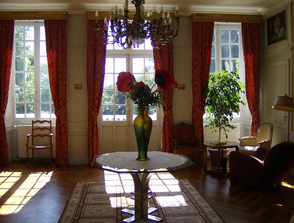 Le Chateau De Prauthoy Екстериор снимка