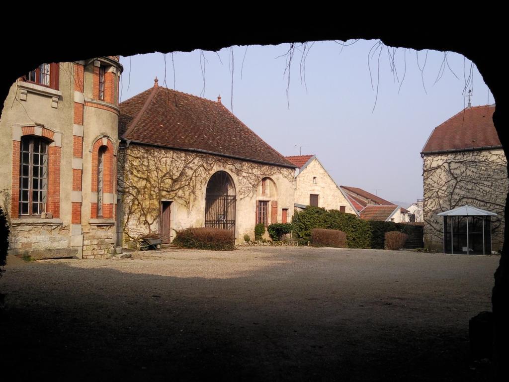 Le Chateau De Prauthoy Екстериор снимка