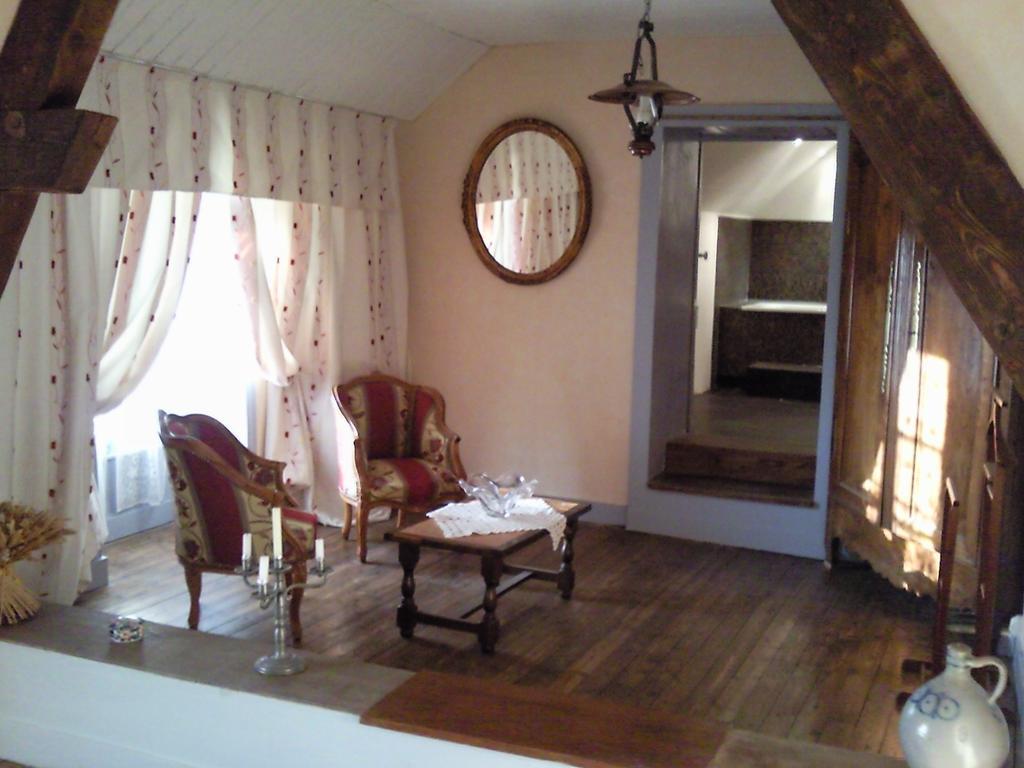 Le Chateau De Prauthoy Стая снимка
